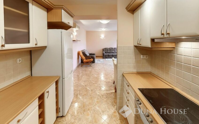 Eladó lakás Széchenyiváros – LK033911 – ARCHÍV MEGBÍZÁS