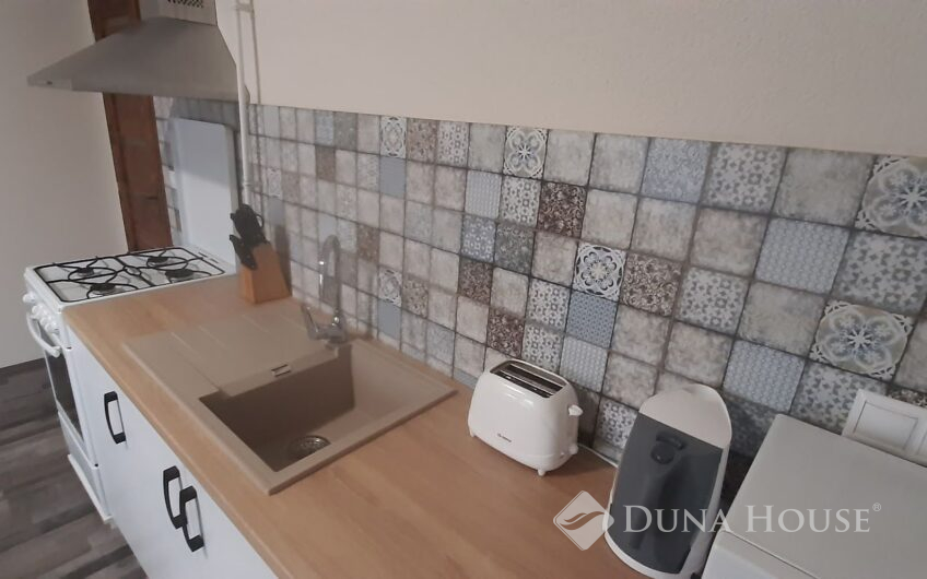 Eladó ház Szolnokihegy – HZ088552 – ARCHÍV MEGBÍZÁS